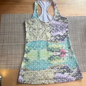 Lululemon tank